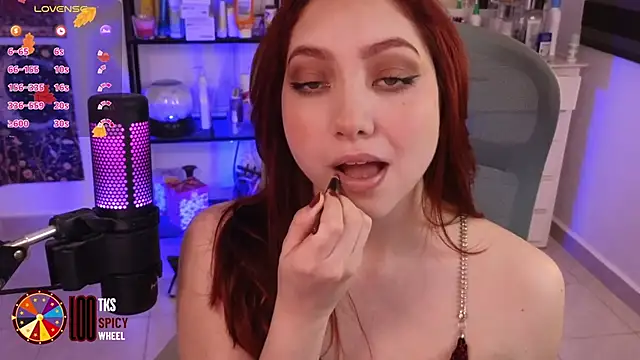 LilyVelvett online show from 11-22-25, 03:49