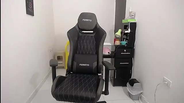 susana2523 online show from 01-26-25, 06:17