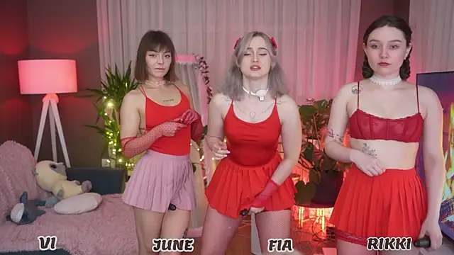 your favoritegirls online show from 10-06-25, 02:31