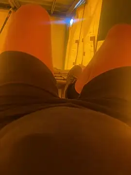 Snapshot of cussy007 chatting on 10-17-25, 01:35 cussy007 online show from 10-17-25, 01:35