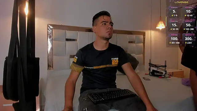 PittAndLunaa online show from 11-06-25, 12:17