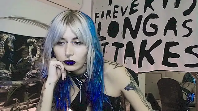 Snapshot of god_x_girl chatting on 11-11-25, 08:53 god x girl online show from 11-11-25, 08:53