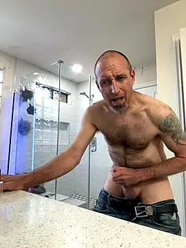 El Gizmo online show from 12-05-25, 04:58