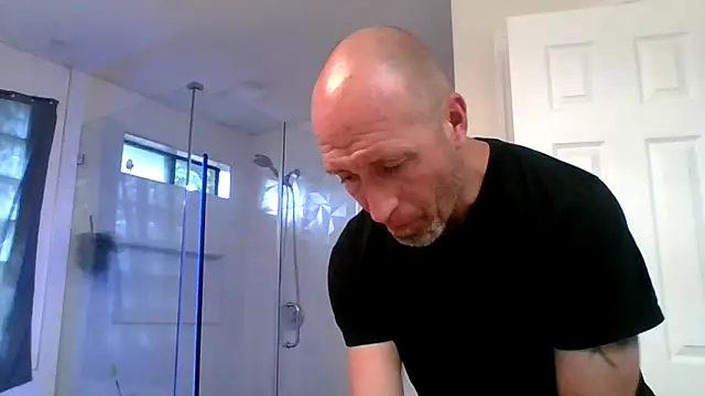 El Gizmo online show from 04-06-26, 04:52