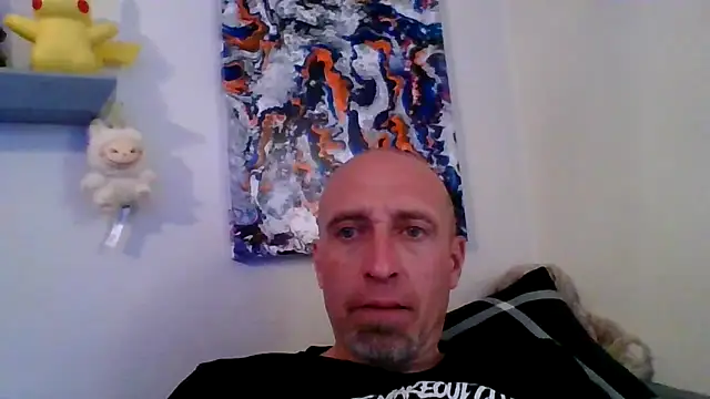 Snapshot of El_Gizmo chatting on 04-24-26, 01:52 El Gizmo online show from 04-24-26, 01:52