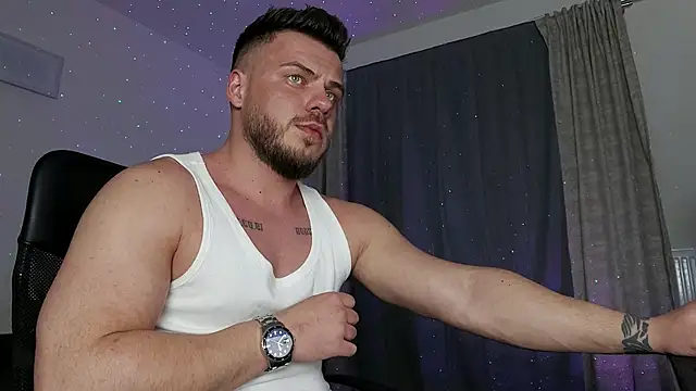 Snapshot of juliusmasters chatting on 02-15-25, 11:25 juliusmasters online show from 02-15-25, 11:25