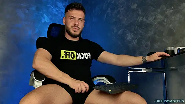 Snapshot of juliusmasters chatting on 04-07-26, 07:03 juliusmasters online show from 04-07-26, 07:03