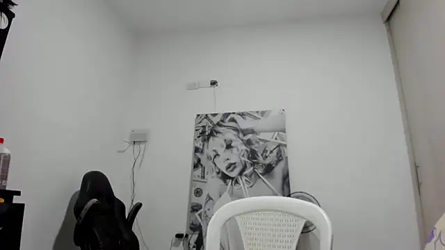  juliana star  online show from 10-20-25, 05:08