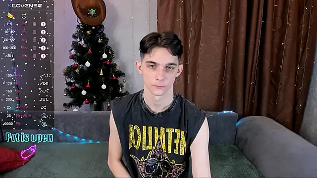 Aaron Boom online show from 01-17-26, 05:12