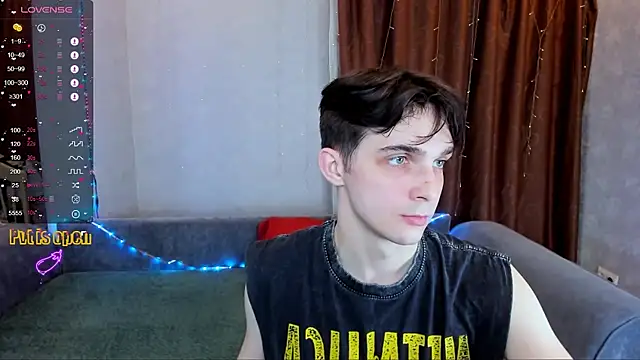 Aaron Boom online show from 02-20-26, 04:29