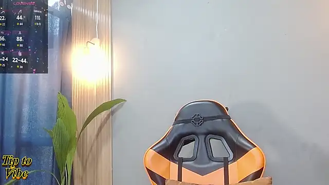 Mr WhiteCock online show from 12-22-25, 03:53