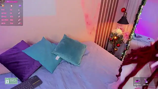 charloottee 1 online show from 12-19-24, 03:07