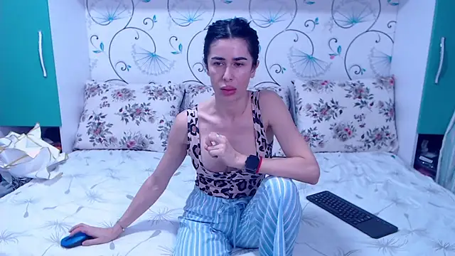 demiemorre online show from 01-24-25, 08:02