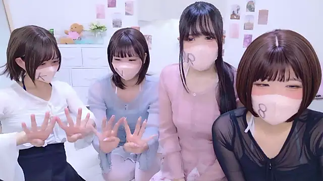 841 yayoi online show from 11-16-25, 03:56