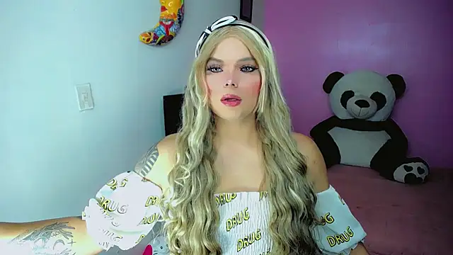 SweetKim21 online show from 11-05-25, 08:03