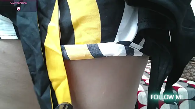 dayadubey  online show from 10-18-25, 10:05