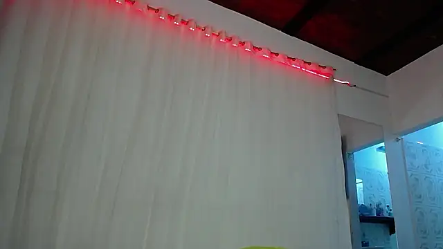 ZoeKuipers13 online show from 12-01-24, 09:15