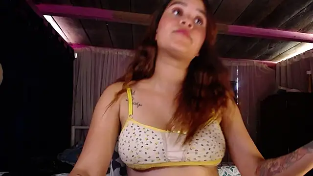 ZoeKuipers13 online show from 01-10-25, 08:26