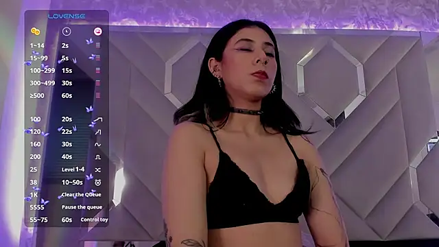 Sara Foxx1 online show from 01-31-25, 01:43