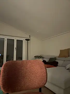 Snapshot of Its_Jade chatting on 11-08-25, 03:23 Its Jade online show from 11-08-25, 03:23