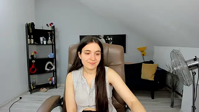 Snapshot of MelissaWiliam chatting on 12-17-24, 06:42 MelissaWiliam online show from 12-17-24, 06:42