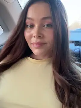 Snapshot of nicole111 chatting on 03-18-25, 05:52 nicole111 online show from 03-18-25, 05:52