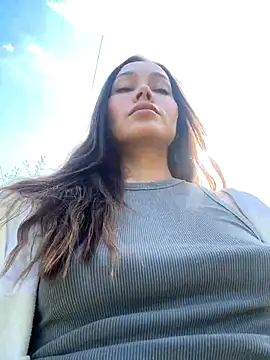 Snapshot of nicole111 chatting on 09-15-25, 09:53 nicole111 online show from 09-15-25, 09:53