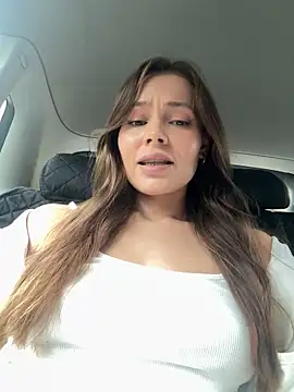 Snapshot of nicole111 chatting on 10-07-25, 10:34 nicole111 online show from 10-07-25, 10:34