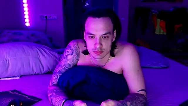 Snapshot of baphomet_from_ice chatting on 04-14-26, 05:52 baphomet from ice online show from 04-14-26, 05:52
