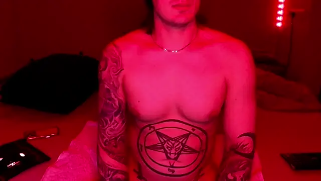 Snapshot of baphomet_from_ice chatting on 04-23-26, 04:31 baphomet from ice online show from 04-23-26, 04:31