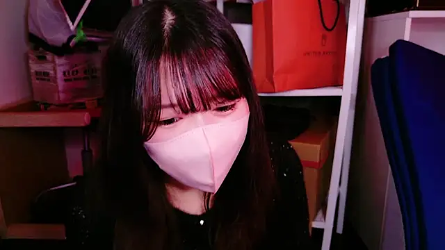 Snapshot of hina_porn chatting on 12-18-24, 04:53 hina porn online show from 12-18-24, 04:53