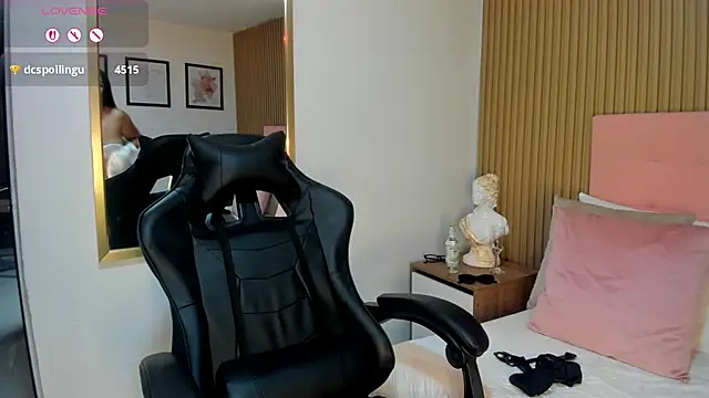 Snapshot of Dakota_diaz_ chatting on 03-13-25, 08:32 Dakota diaz online show from 03-13-25, 08:32