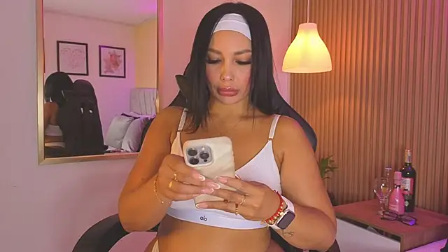 Snapshot of Dakota_diaz_ chatting on 11-12-25, 07:57 Dakota diaz online show from 11-12-25, 07:57