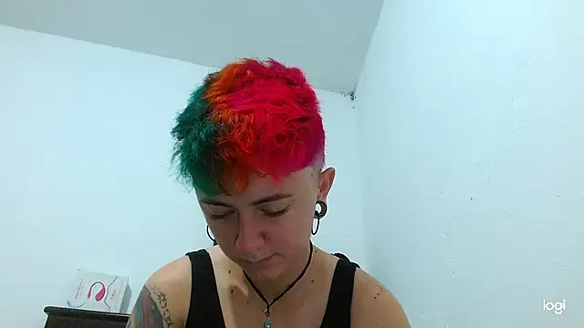 tomboyblue online show from 02-14-25, 01:40