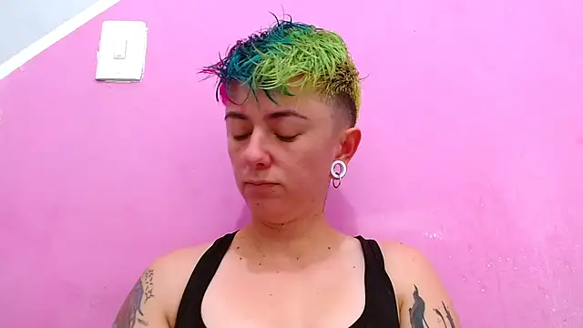 tomboyblue online show from 09-23-25, 03:15