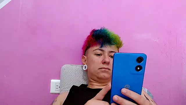 tomboyblue online show from 10-03-25, 01:41