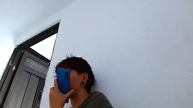 tomboyblue online show from 04-25-26, 05:32