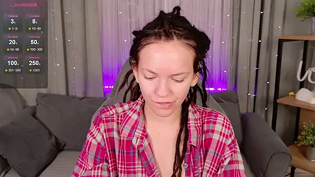 CoreyJane online show from 09-28-25, 05:02