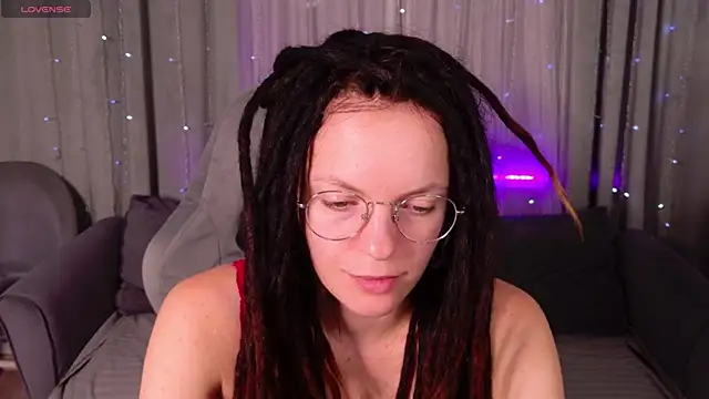 Snapshot of CoreyJane chatting on 08-05-26, 04:48 CoreyJane online show from 08-05-26, 04:48