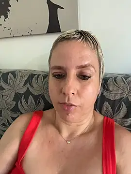 MariaValentine online show from 07-13-26, 06:49