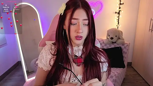 Snapshot of violet_ch chatting on 02-12-26, 05:41 violet ch online show from 02-12-26, 05:41