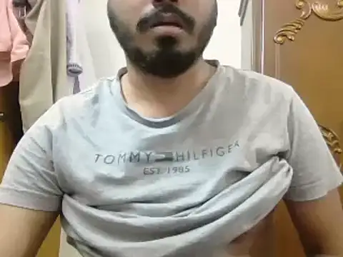 Snapshot of desiboyasif chatting on 03-04-26, 06:25 desiboyasif online show from 03-04-26, 06:25