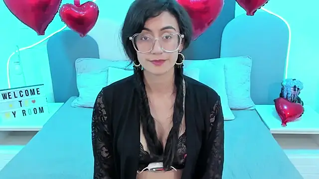 SophieGomez22 online show from 02-13-25, 05:33