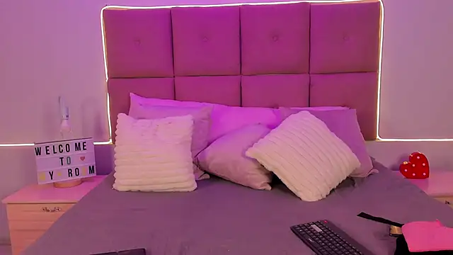 SophieGomez22 online show from 03-11-26, 11:49