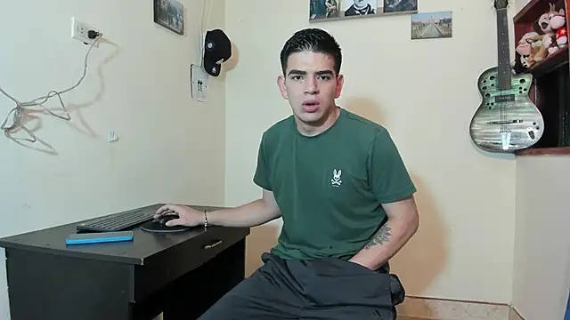 Ares Johnson online show from 03-12-25, 11:31