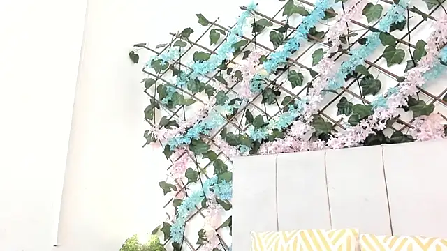 LexiiBloom online show from 10-09-25, 10:24