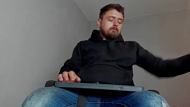 Snapshot of Master_Mark_Wayne chatting on 11-12-25, 12:27 Master Mark Wayne online show from 11-12-25, 12:27