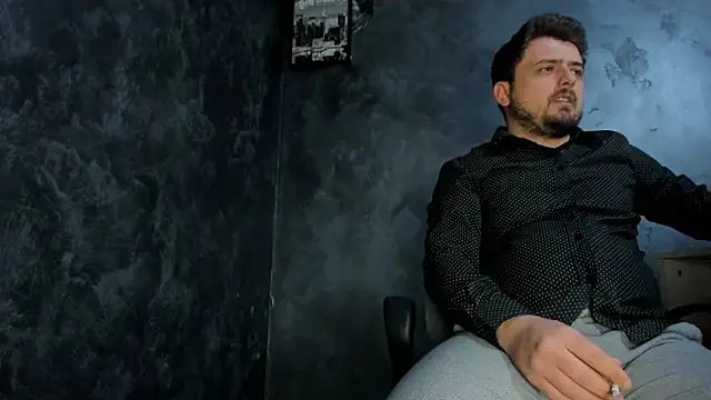 Snapshot of Master_Mark_Wayne chatting on 02-14-26, 08:27 Master Mark Wayne online show from 02-14-26, 08:27