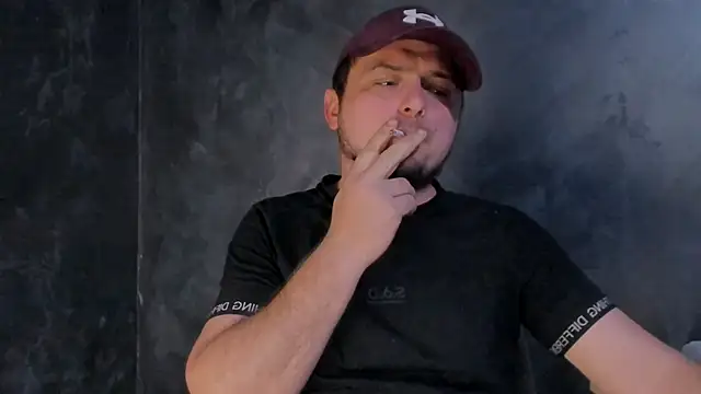 Snapshot of Master_Mark_Wayne chatting on 03-17-26, 01:32 Master Mark Wayne online show from 03-17-26, 01:32