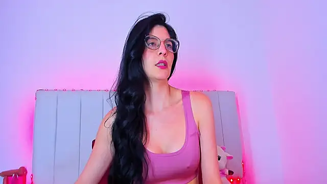 Snapshot of caro_lyne_ chatting on 05-28-26, 06:16 caro lyne online show from 05-28-26, 06:16